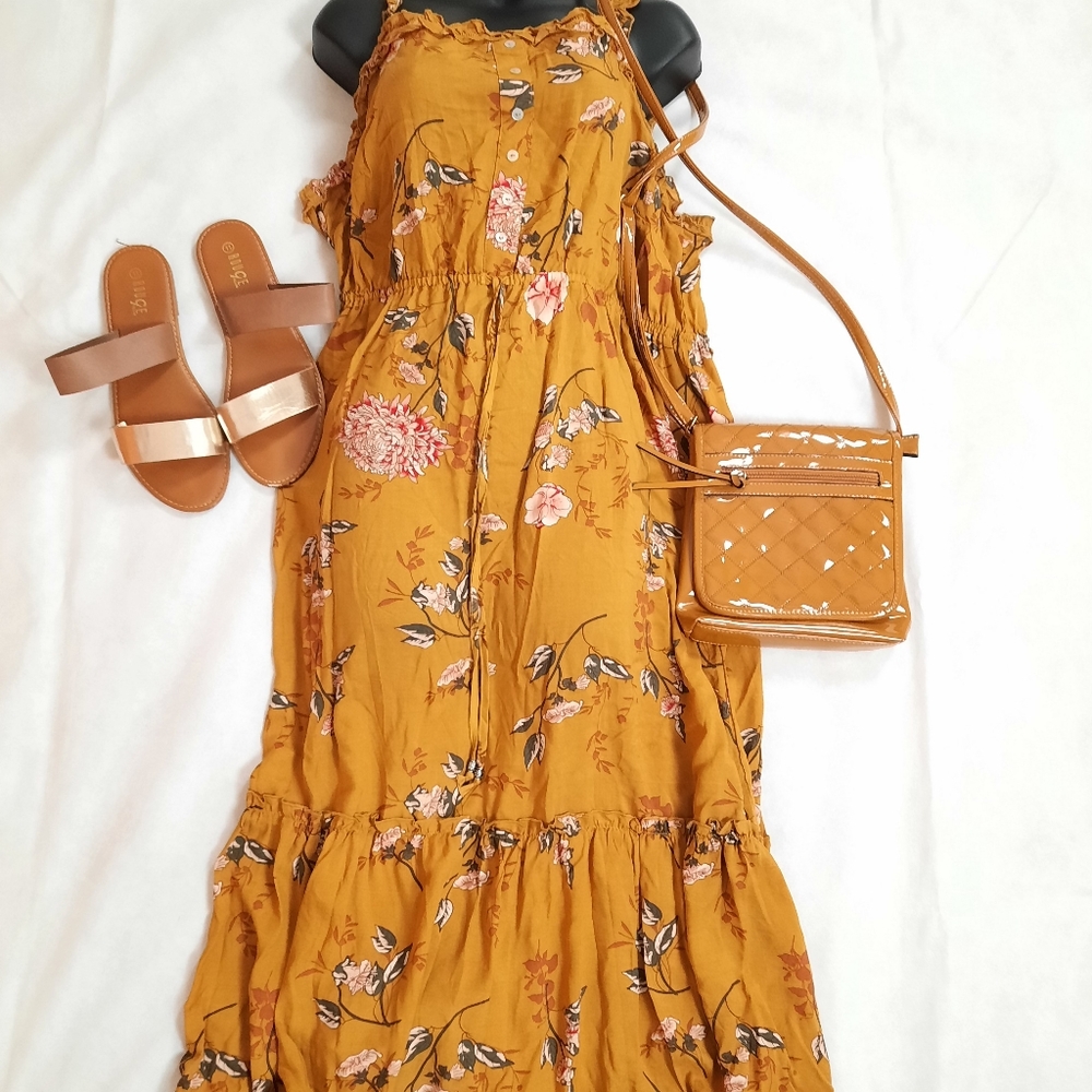 Golden Summer Outfit